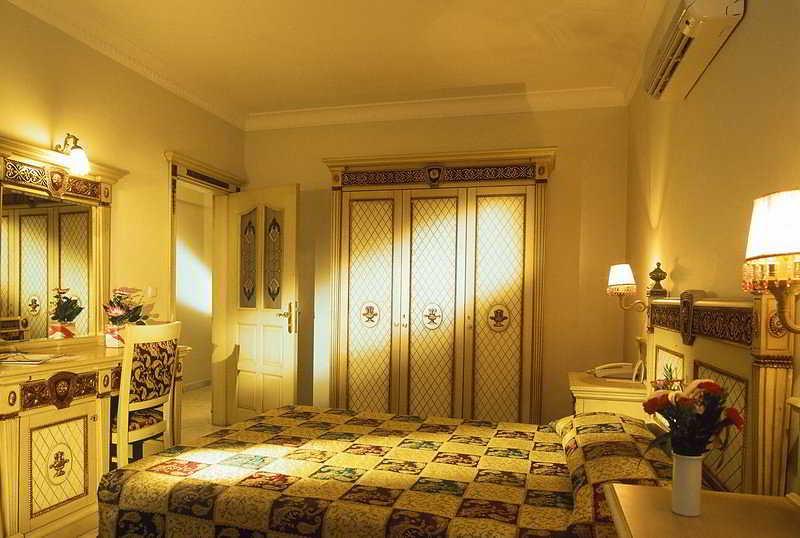 Orient Hotels Palace Аланія Екстер'єр фото